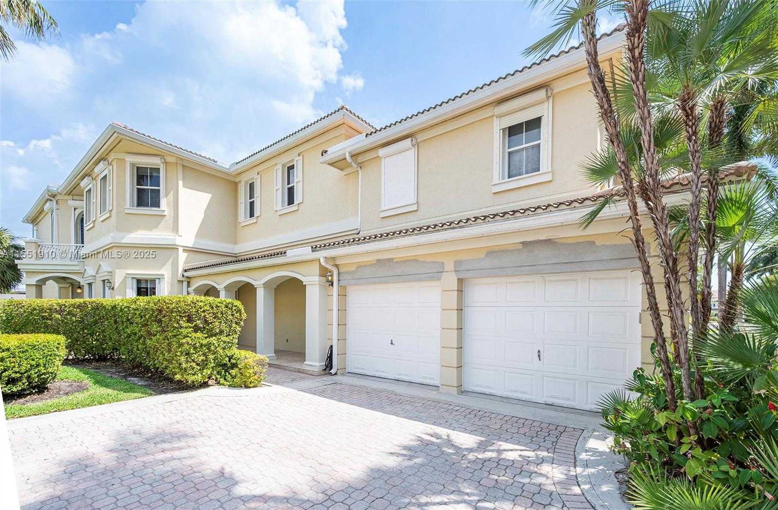 Small Image of 3733 NORTH EAST 214TH ST #31, Aventura Number 3