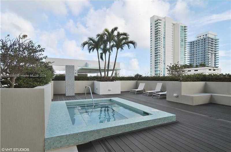 Small Image of 600 NORTH EAST 27 ST #2304, Miami Number 24