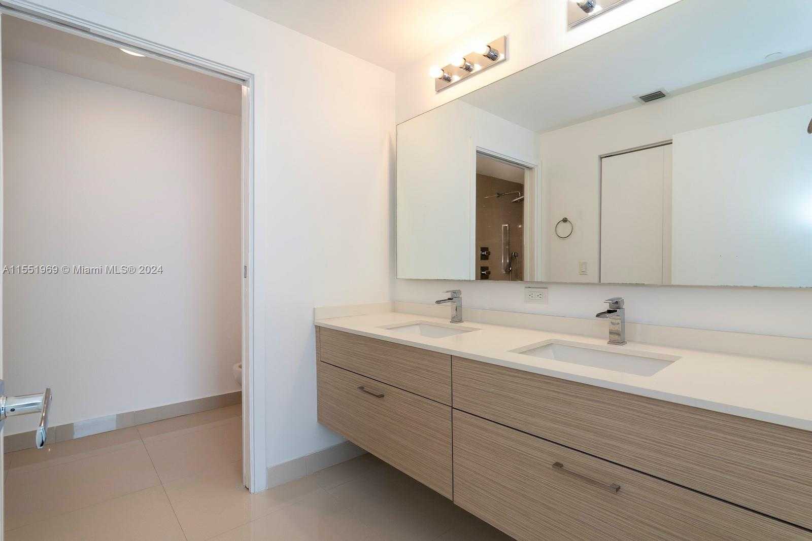 Small Image of 600 NORTH EAST 27 ST #2304, Miami Number 30