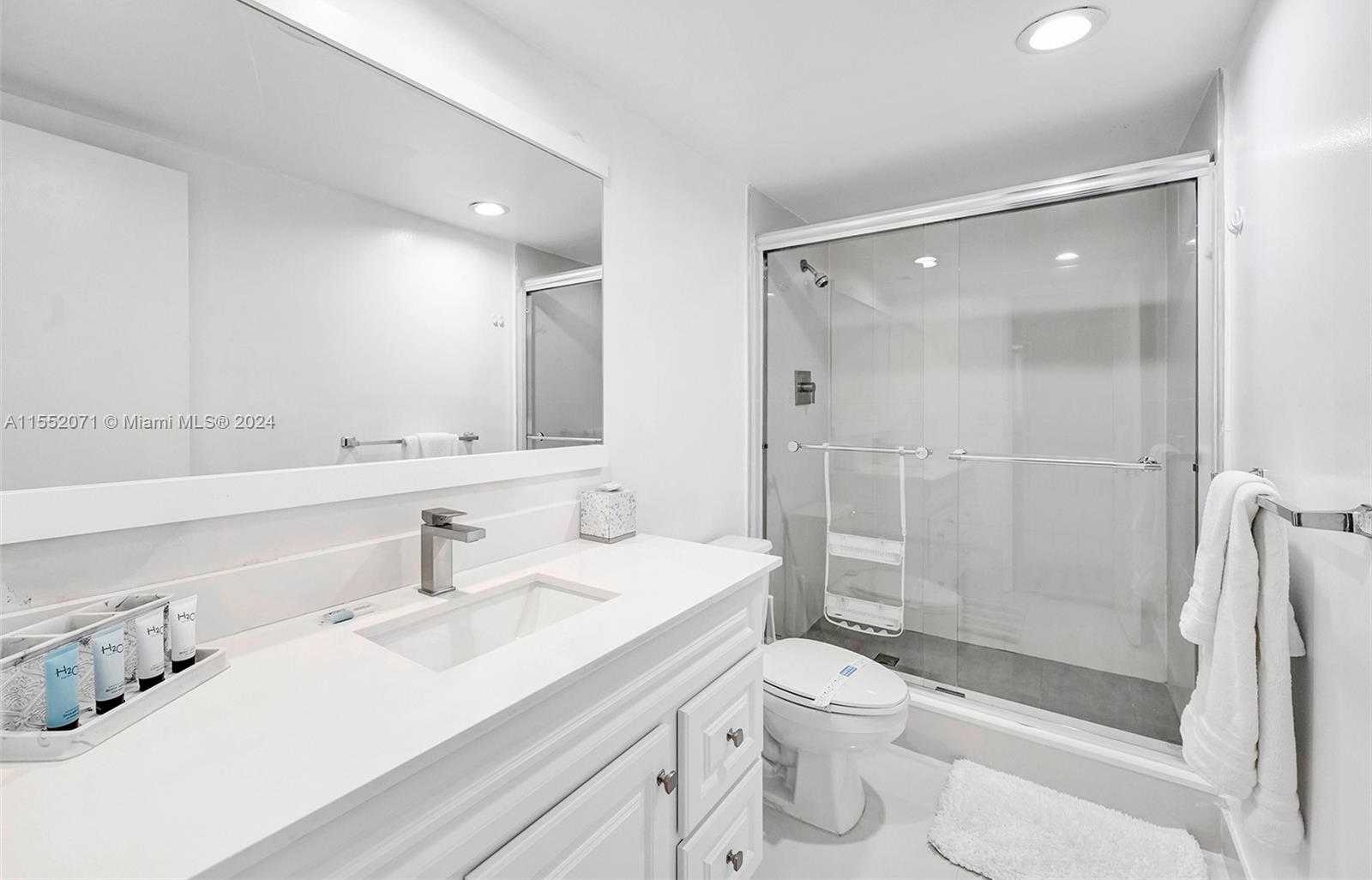 Small Image of 19370 COLLINS AVE #1001, Sunny Isles Beach Number 8