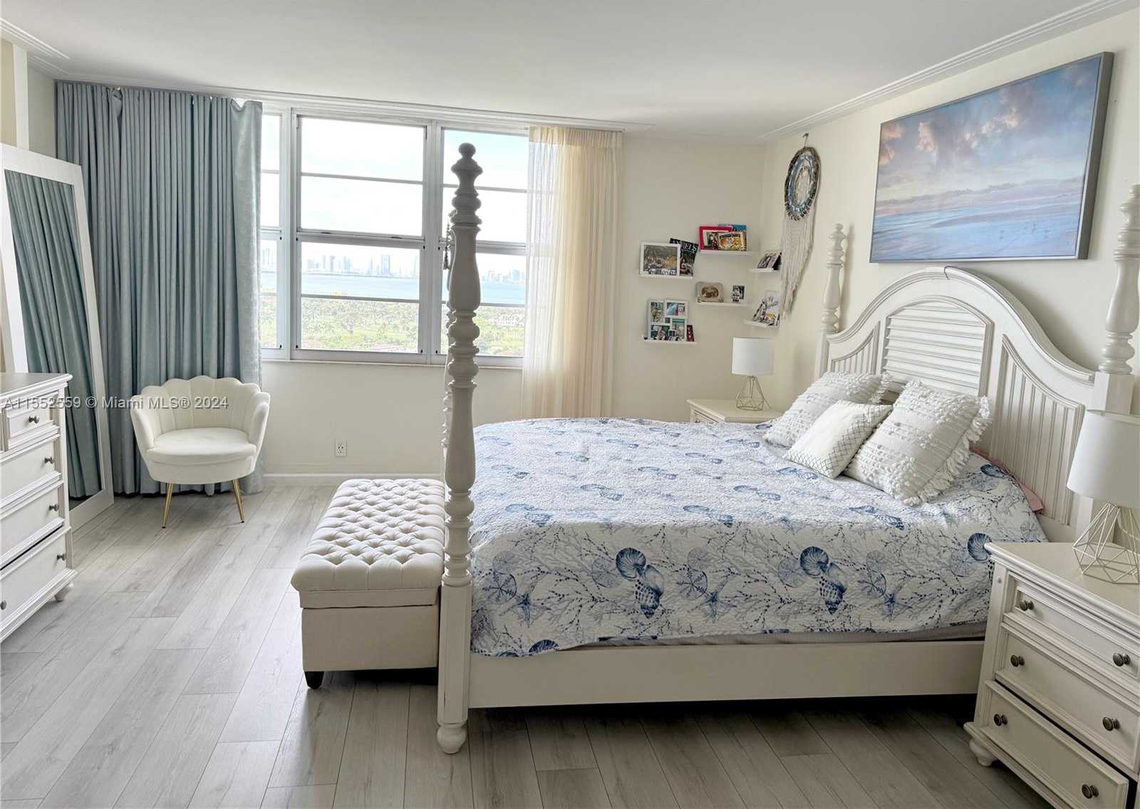 Small Image of 5660 COLLINS #18 AB, Miami Beach Number 11