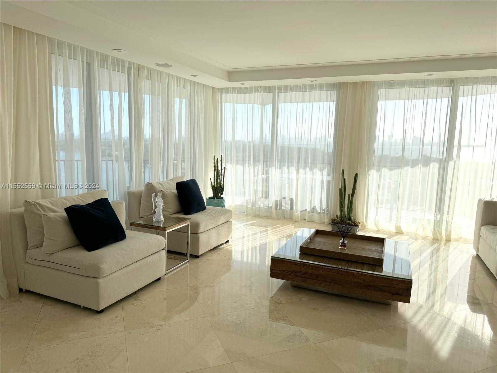 Small Image of 5660 COLLINS #18 AB, Miami Beach Number 15