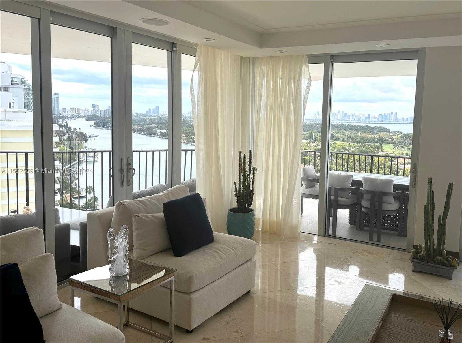 Small Image of 5660 COLLINS #18 AB, Miami Beach Number 4