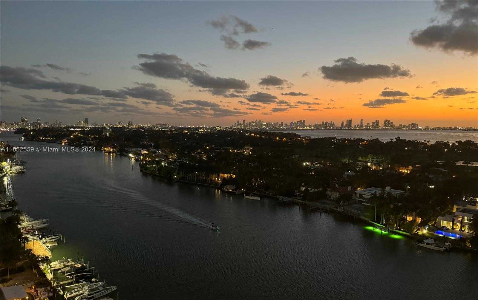 Small Image of 5660 COLLINS #18 AB, Miami Beach Number 5