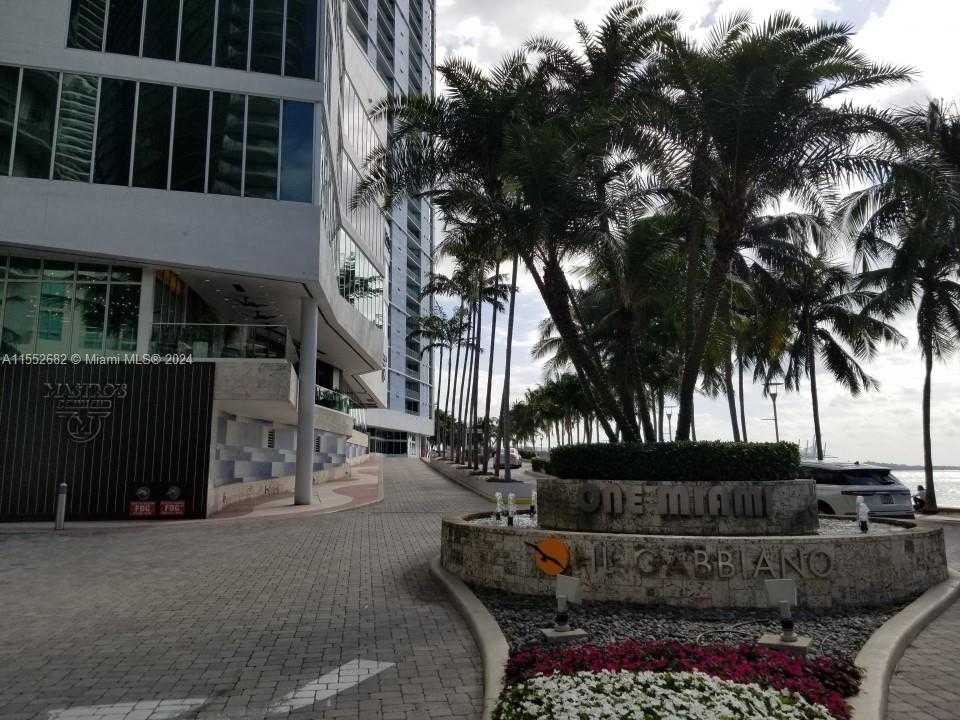 Small Image of 325 SOUTH BISCAYNE BLVD #2118, Miami Number 10