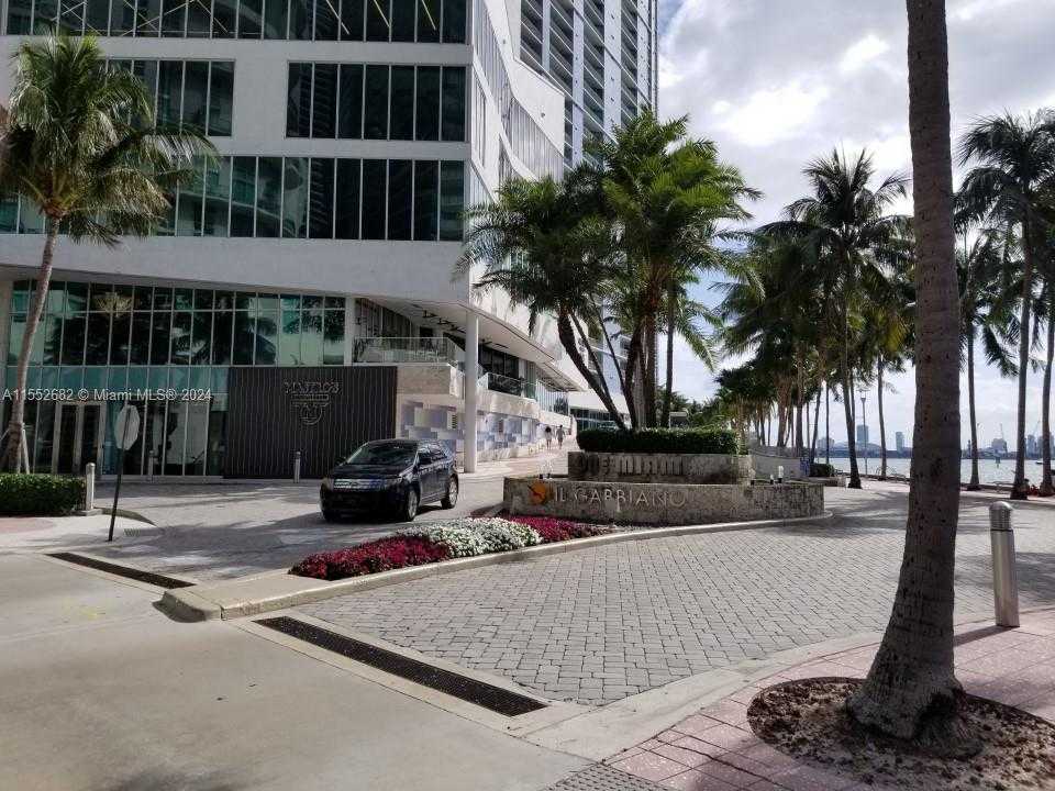 Small Image of 325 SOUTH BISCAYNE BLVD #2118, Miami Number 11