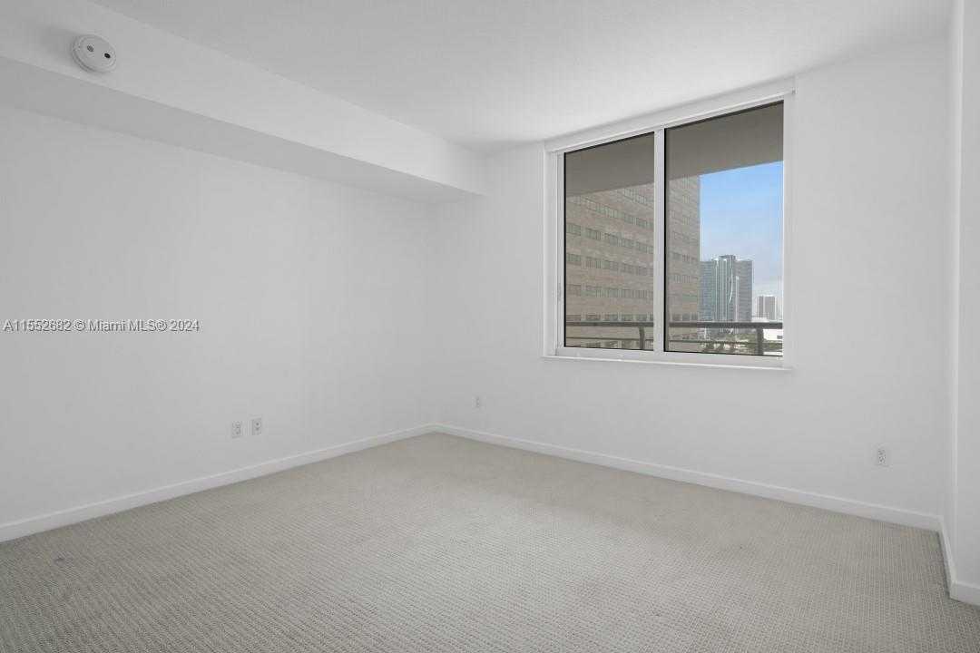 Small Image of 325 SOUTH BISCAYNE BLVD #2118, Miami Number 15