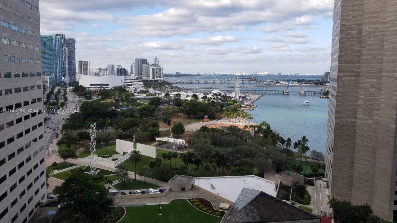 Small Image of 325 SOUTH BISCAYNE BLVD #2118, Miami Number 2