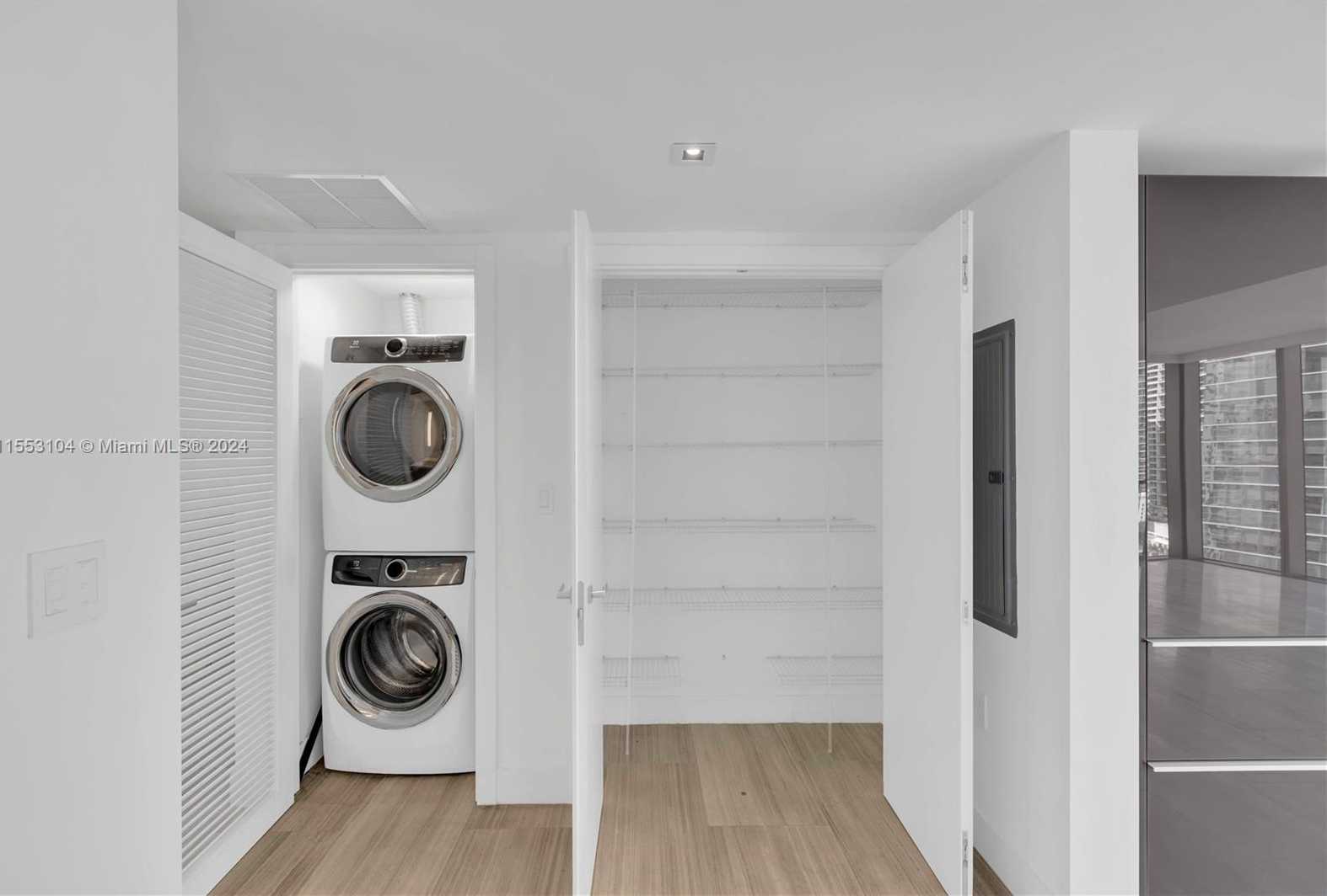 Small Image of 1451 BRICKELL AVE #2606, Miami Number 10