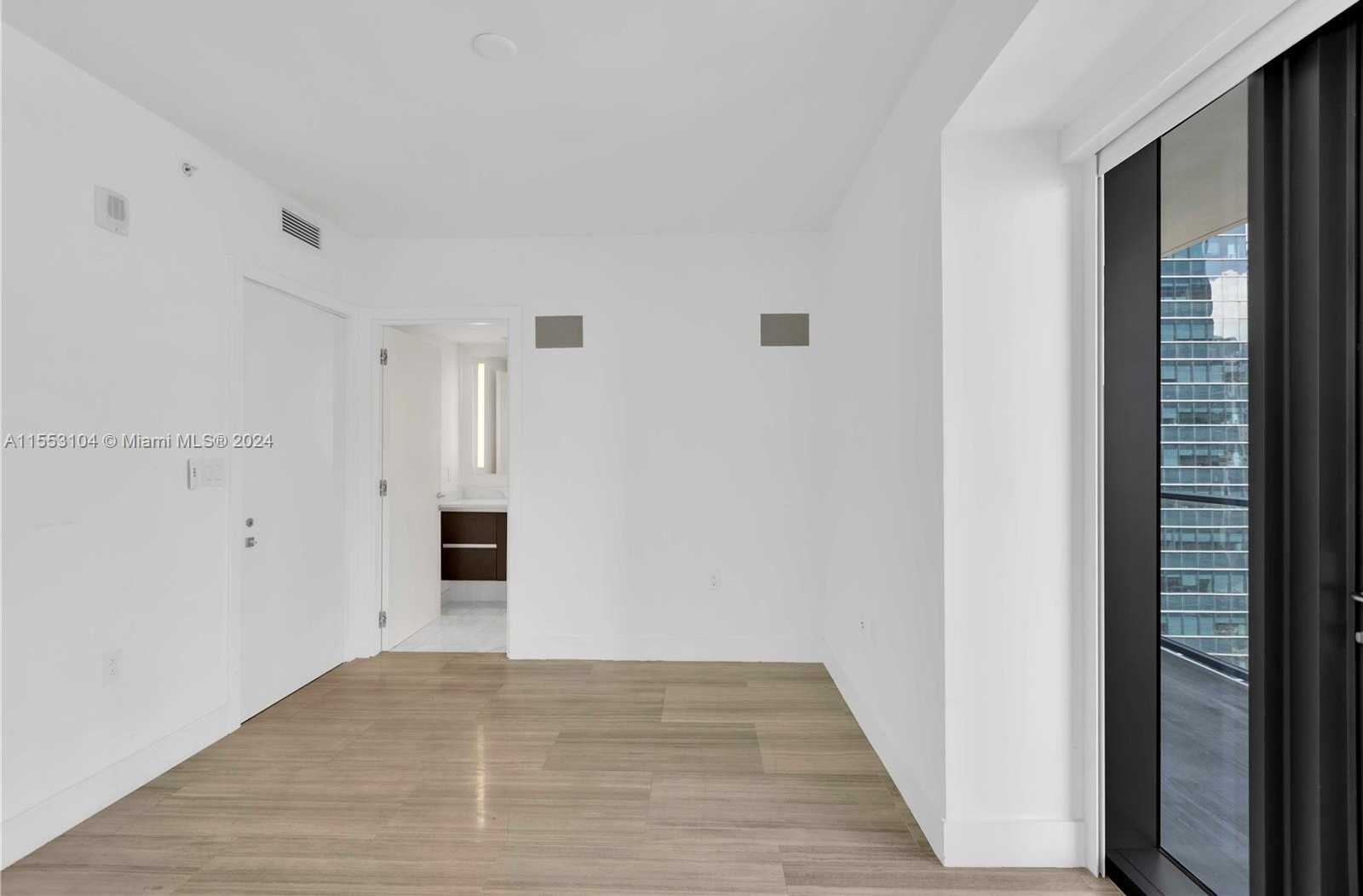 Small Image of 1451 BRICKELL AVE #2606, Miami Number 19