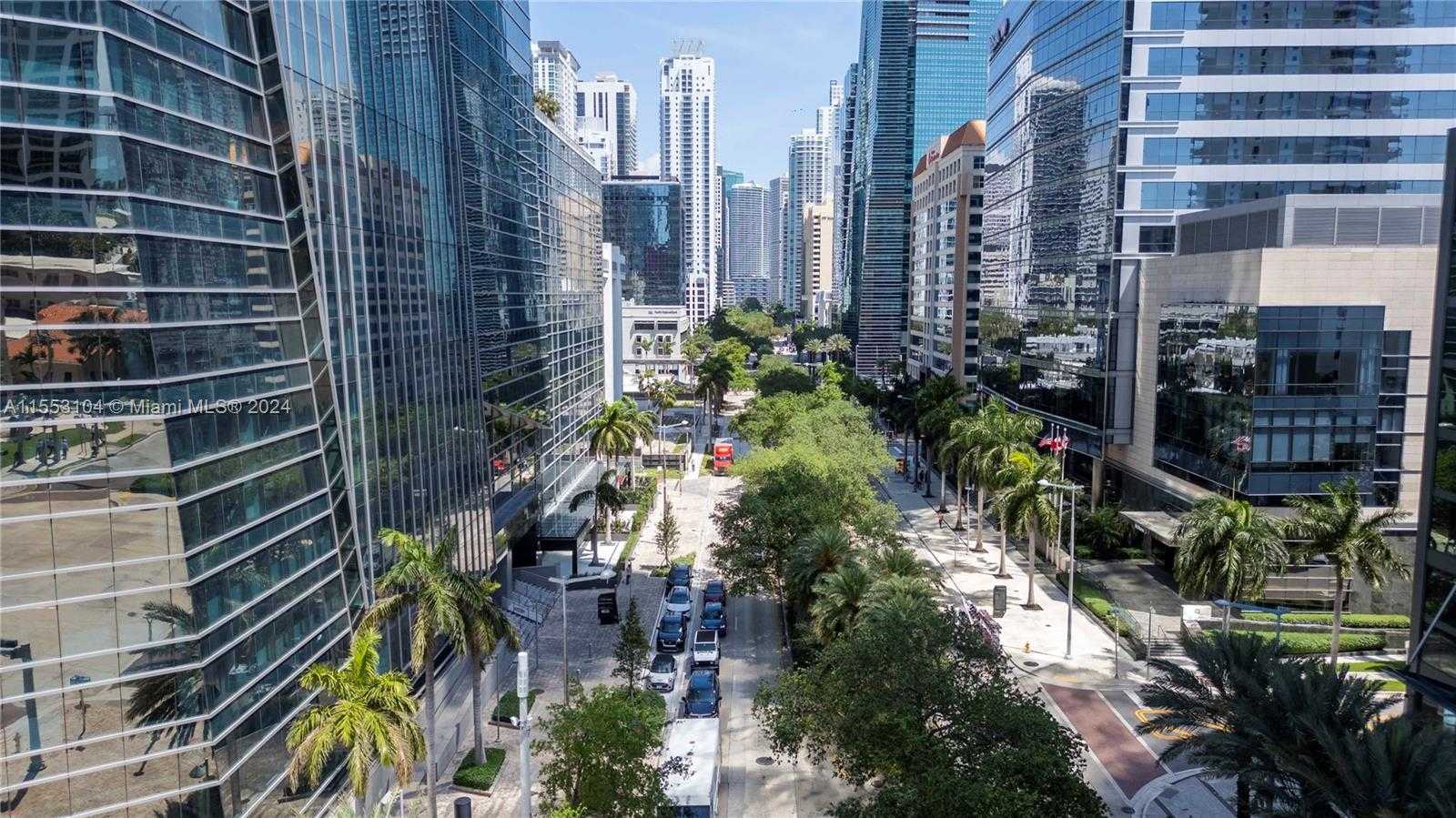 Small Image of 1451 BRICKELL AVE #2606, Miami Number 3