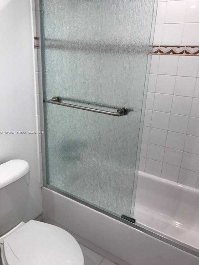 Small Image of 17560 ATLANTIC BLVD #301, Sunny Isles Beach Number 5