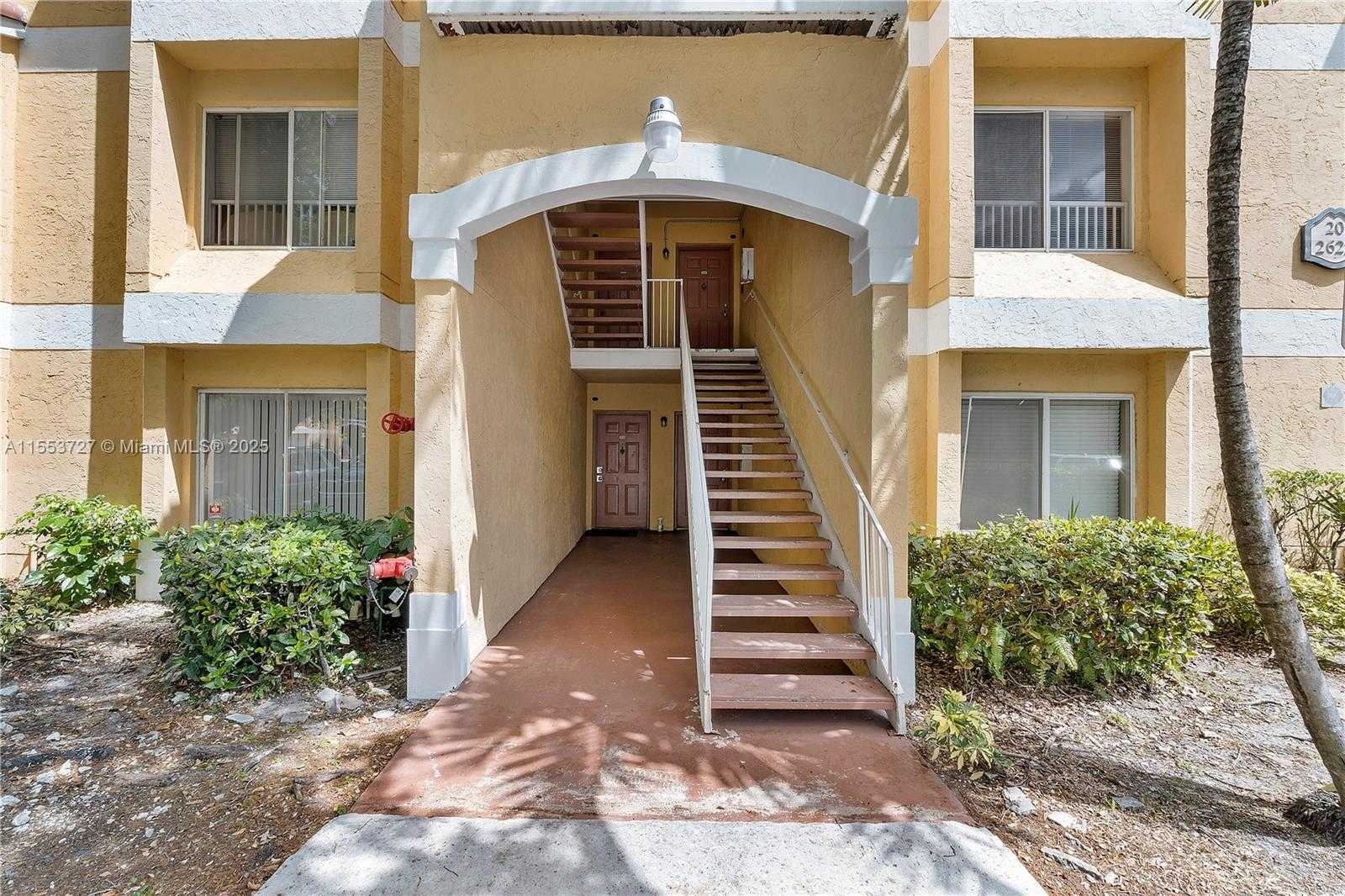Small Image of 2622 NORTH WEST 33RD ST #2002, Oakland Park Number 10
