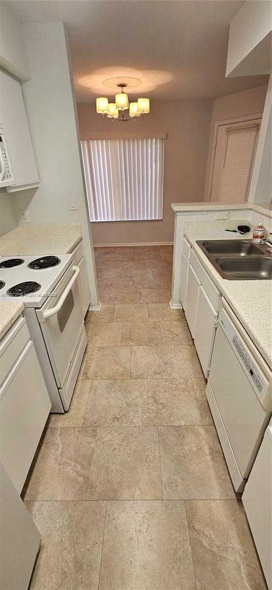 Small Image of 2622 NORTH WEST 33RD ST #2002, Oakland Park Number 18