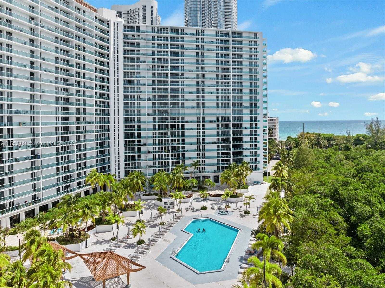 Small Image of 100 BAYVIEW DR #1418, Sunny Isles Beach Number 46
