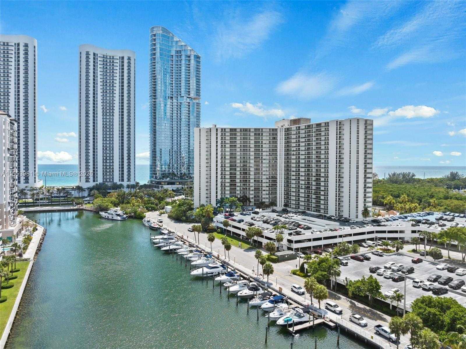 Small Image of 100 BAYVIEW DR #1418, Sunny Isles Beach Number 49