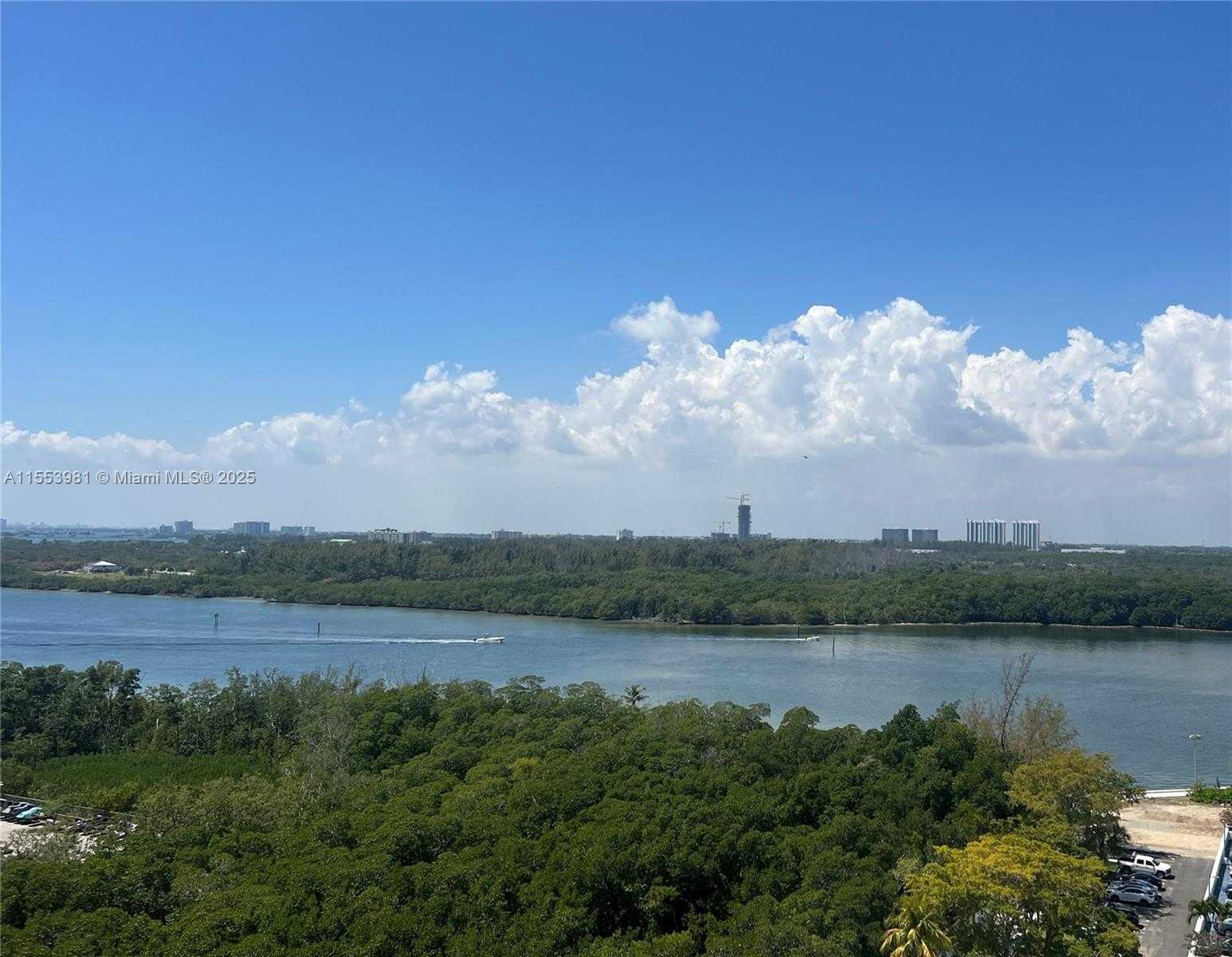 Small Image of 100 BAYVIEW DR #1418, Sunny Isles Beach Number 60