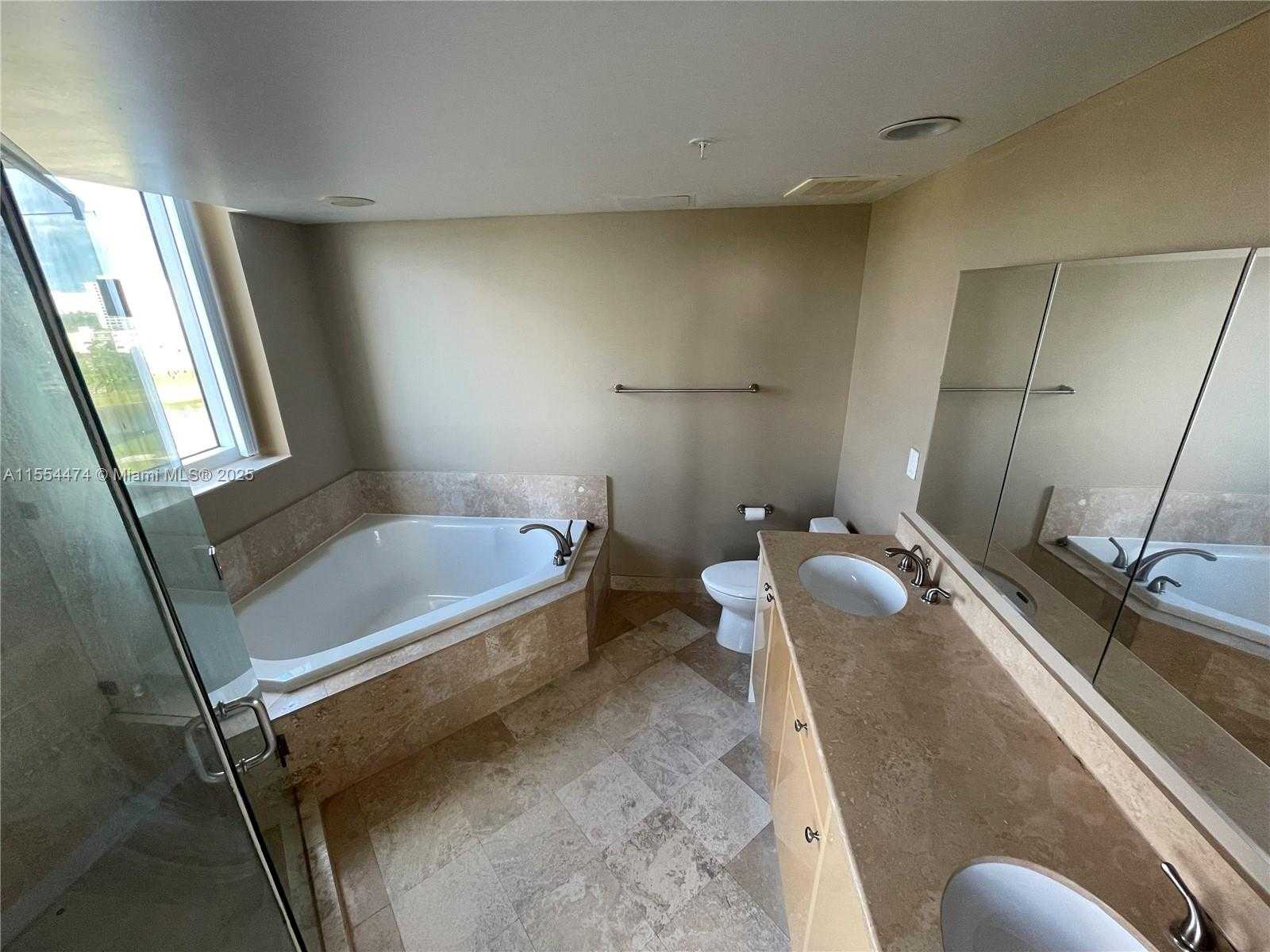 Small Image of 1755 EAST HALLANDALE BEACH BLVD #1102E, Hallandale Beach Number 8