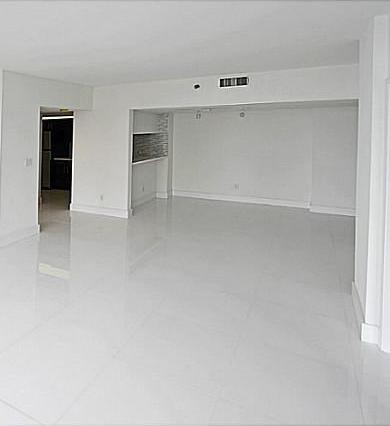 Small Image of 770 CLAUGHTON ISLAND DR #PH-29, Miami Number 8