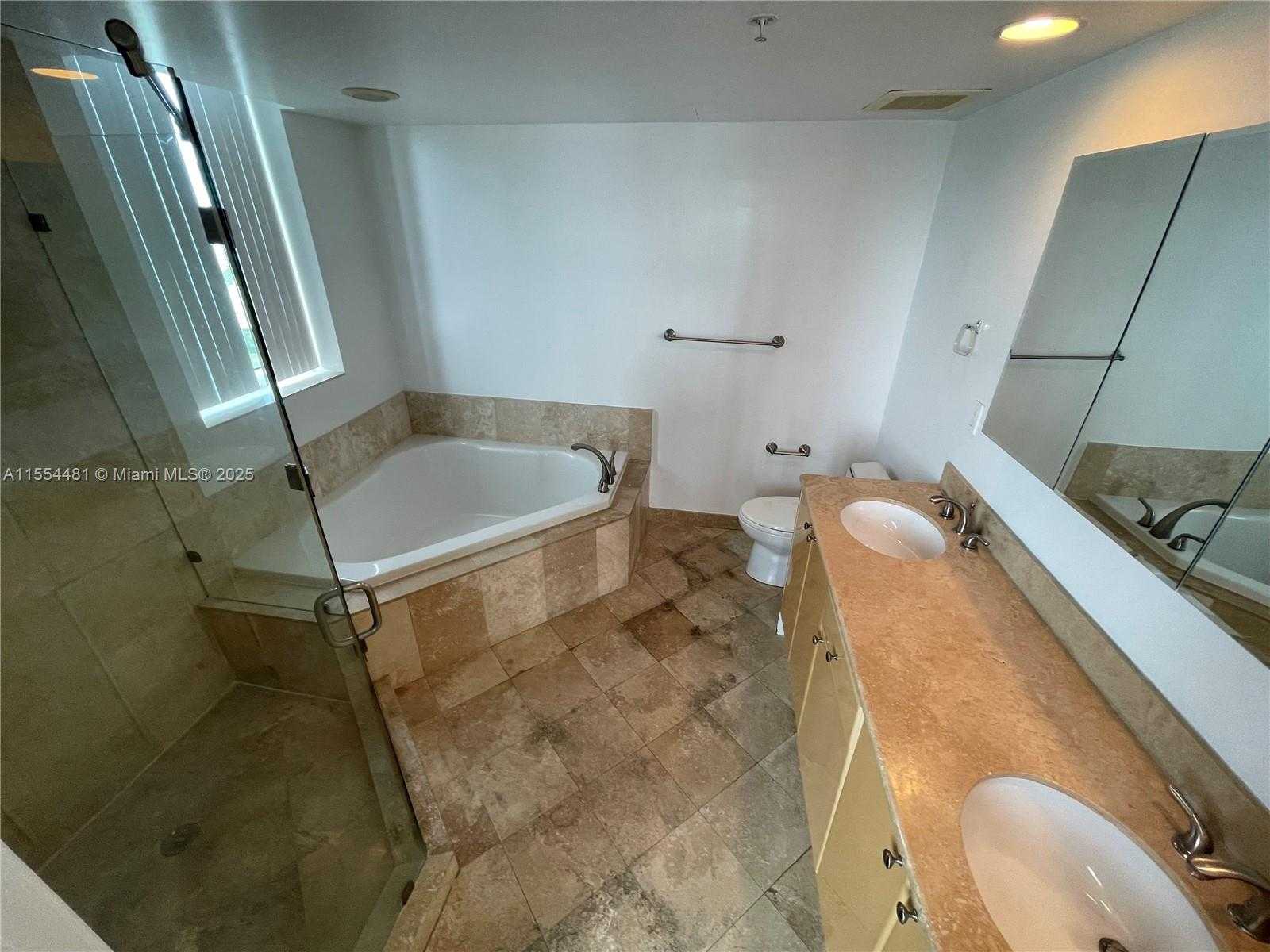 Small Image of 1755 EAST HALLANDALE BEACH BLVD #2002E, Hallandale Beach Number 10