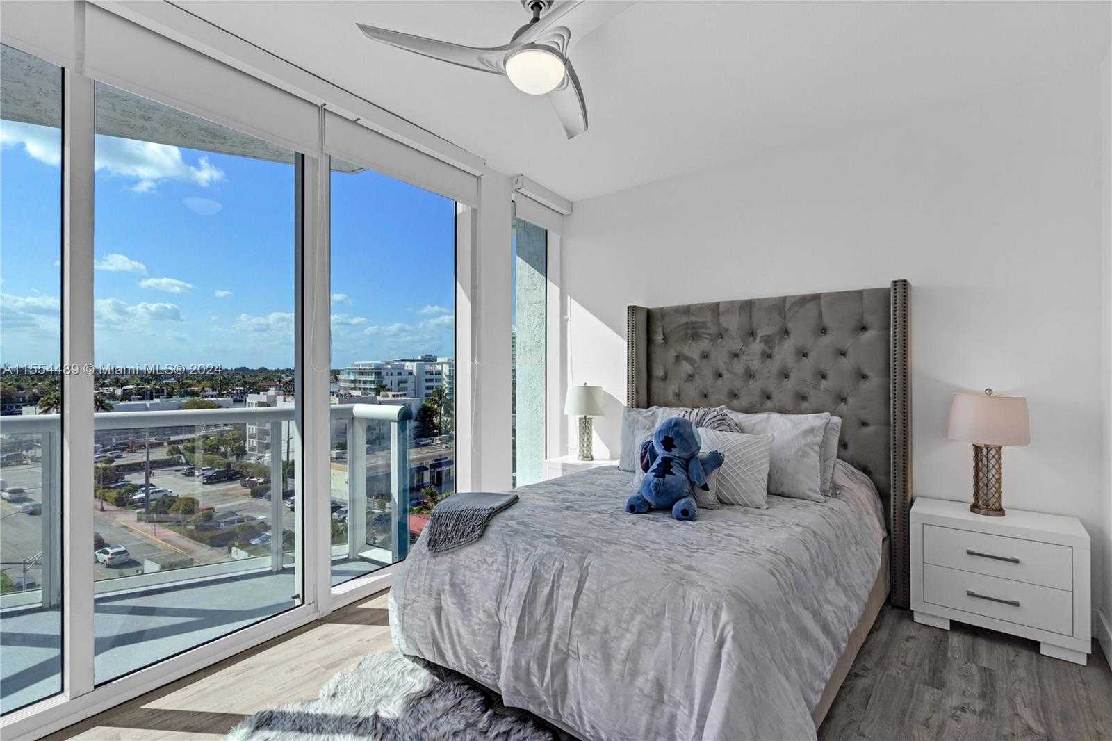 Small Image of 6515 COLLINS AVE #708, Miami Beach Number 20