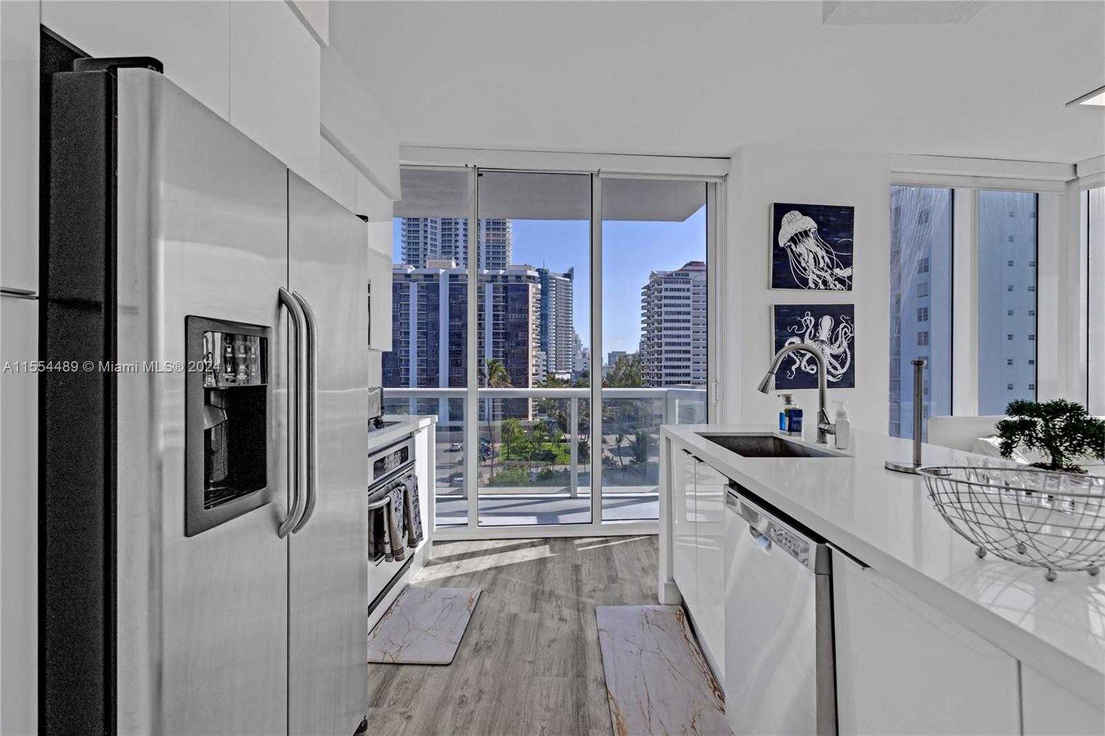 Small Image of 6515 COLLINS AVE #708, Miami Beach Number 6