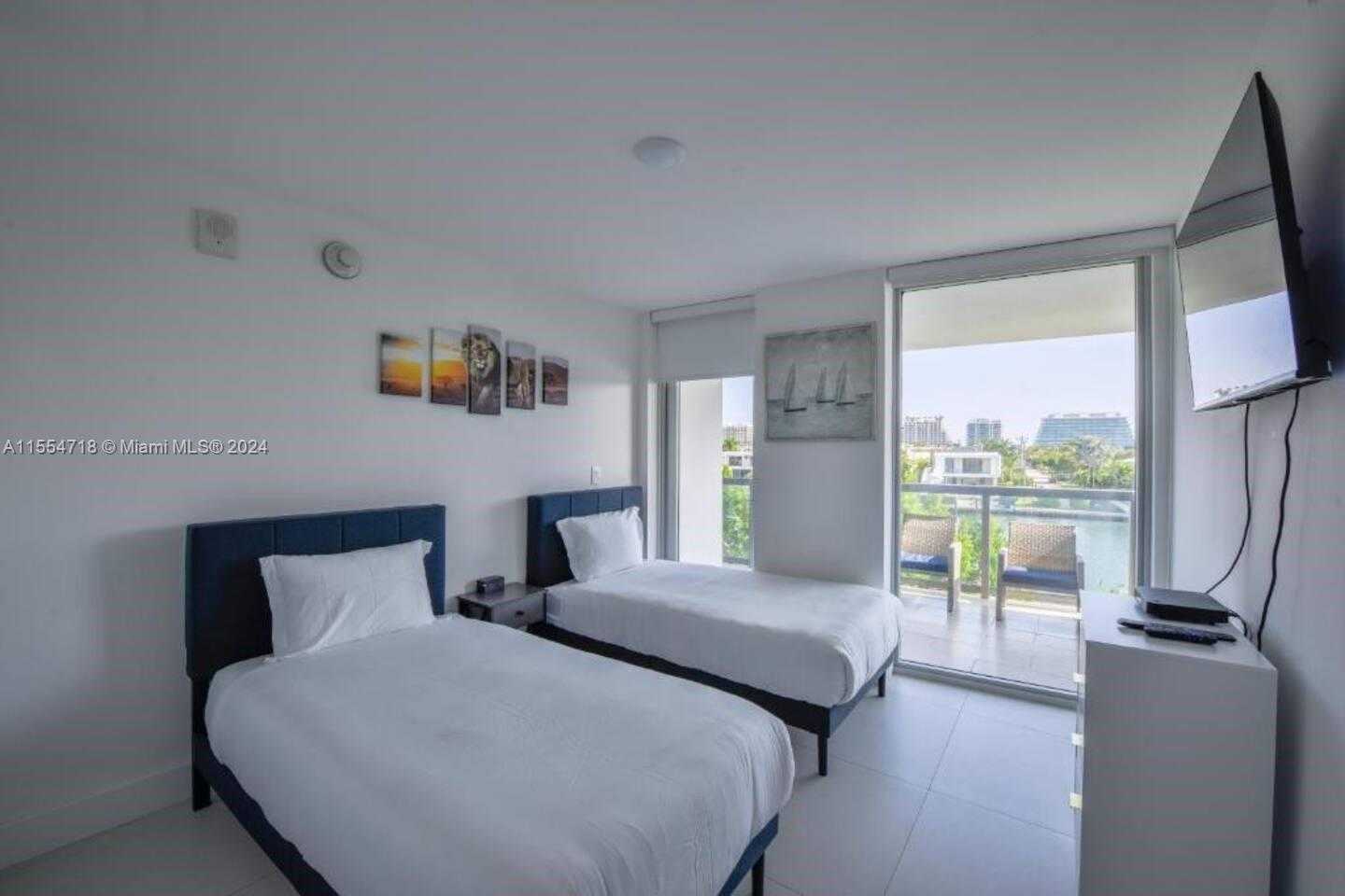 Small Image of 9261 EAST BAY HARBOR DR #402, Bay Harbor Islands Number 5
