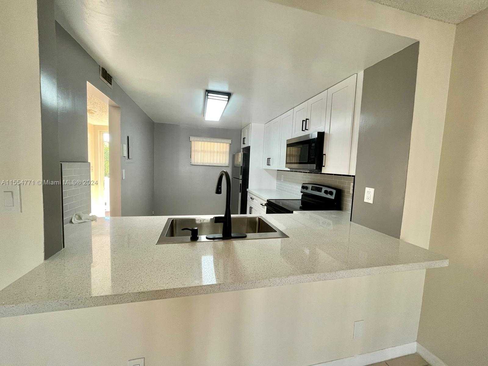 Small Image of 1100 NORTH WEST 87TH AVE #403, Coral Springs Number 4