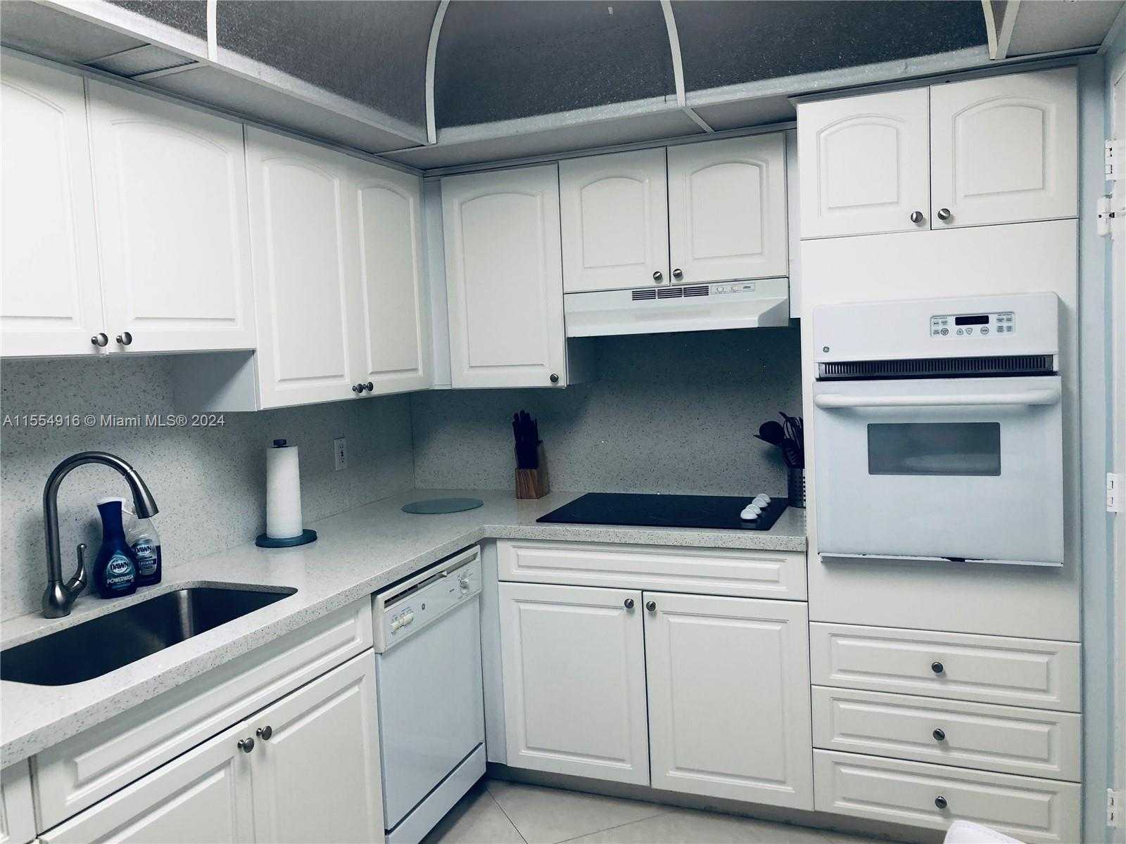 Small Image of 4001 SOUTH OCEAN DR #12L, Hollywood Number 13
