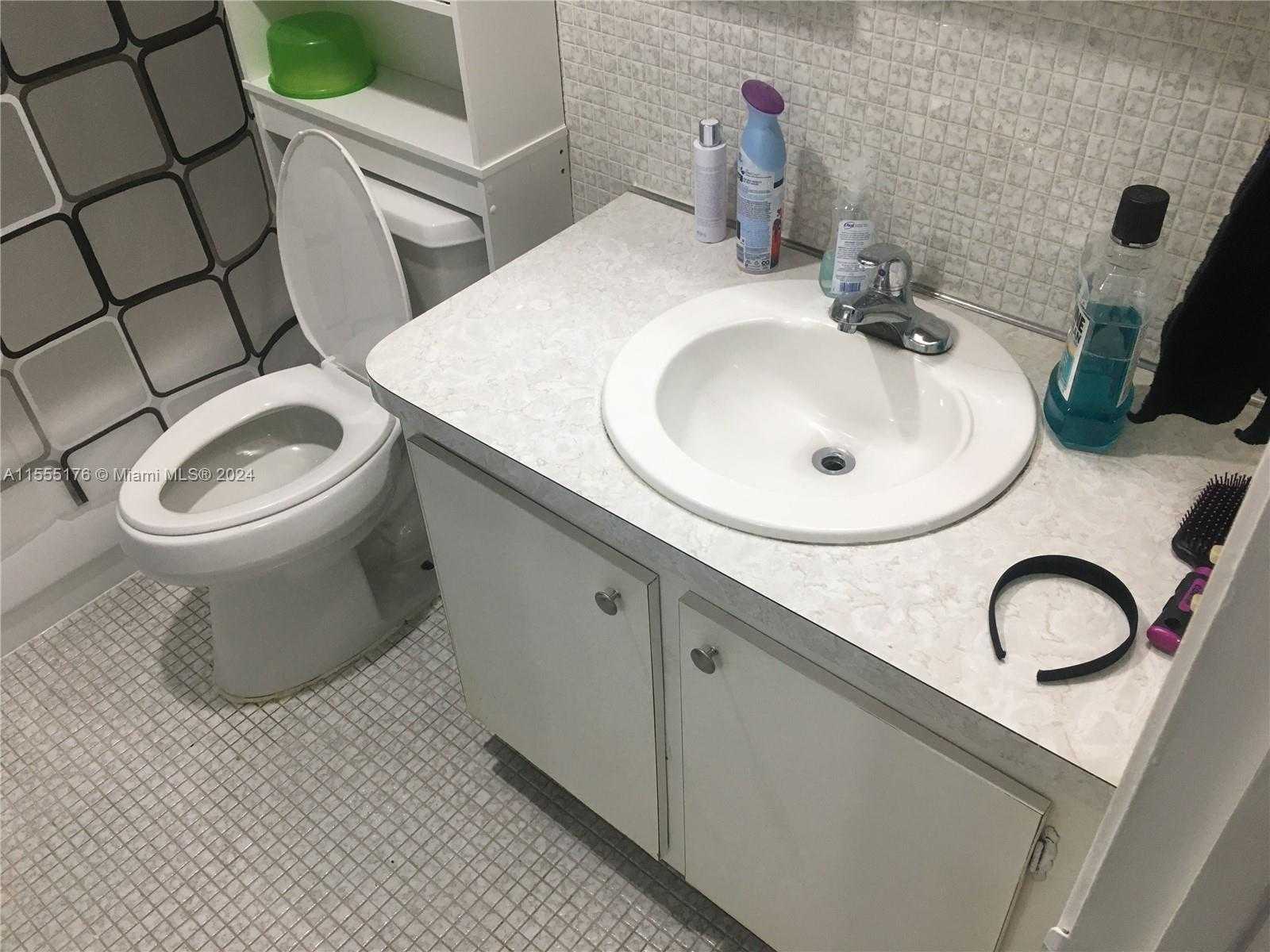 Small Image of 12590 NORTH EAST 16TH AVE #302, North Miami Number 10