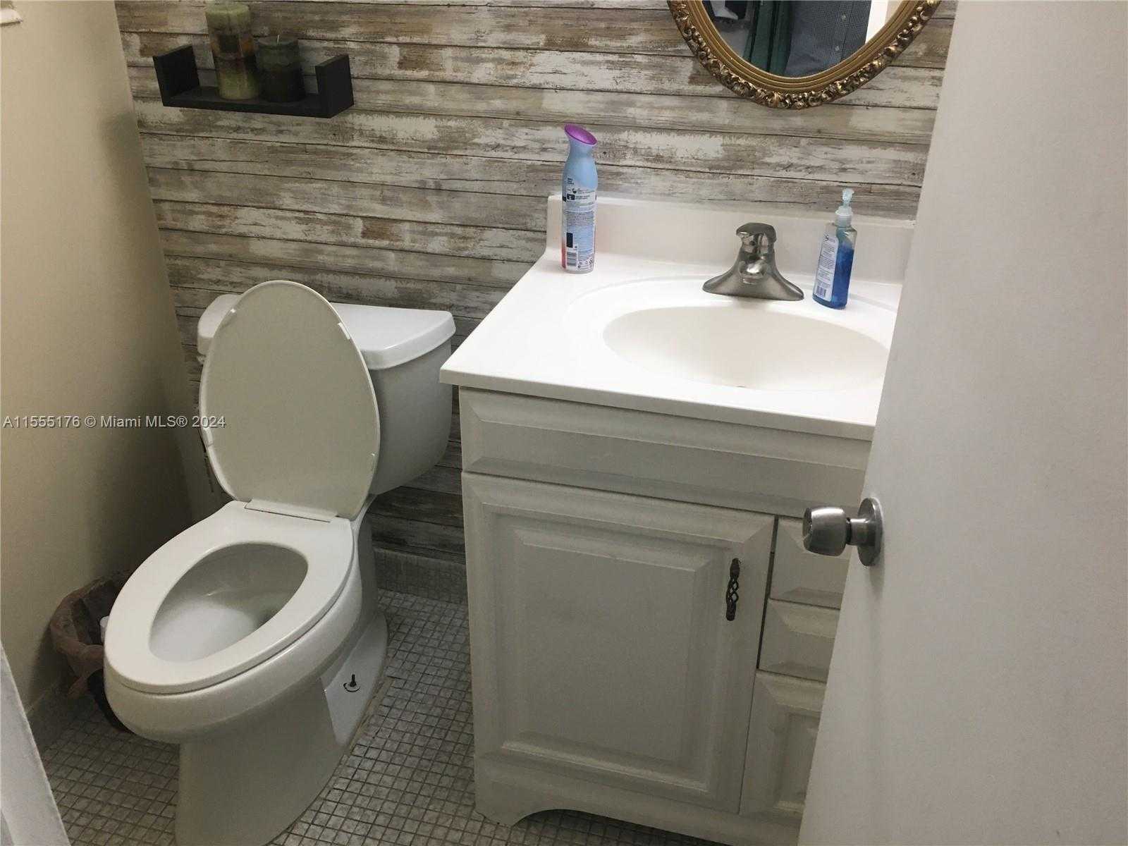 Small Image of 12590 NORTH EAST 16TH AVE #302, North Miami Number 5