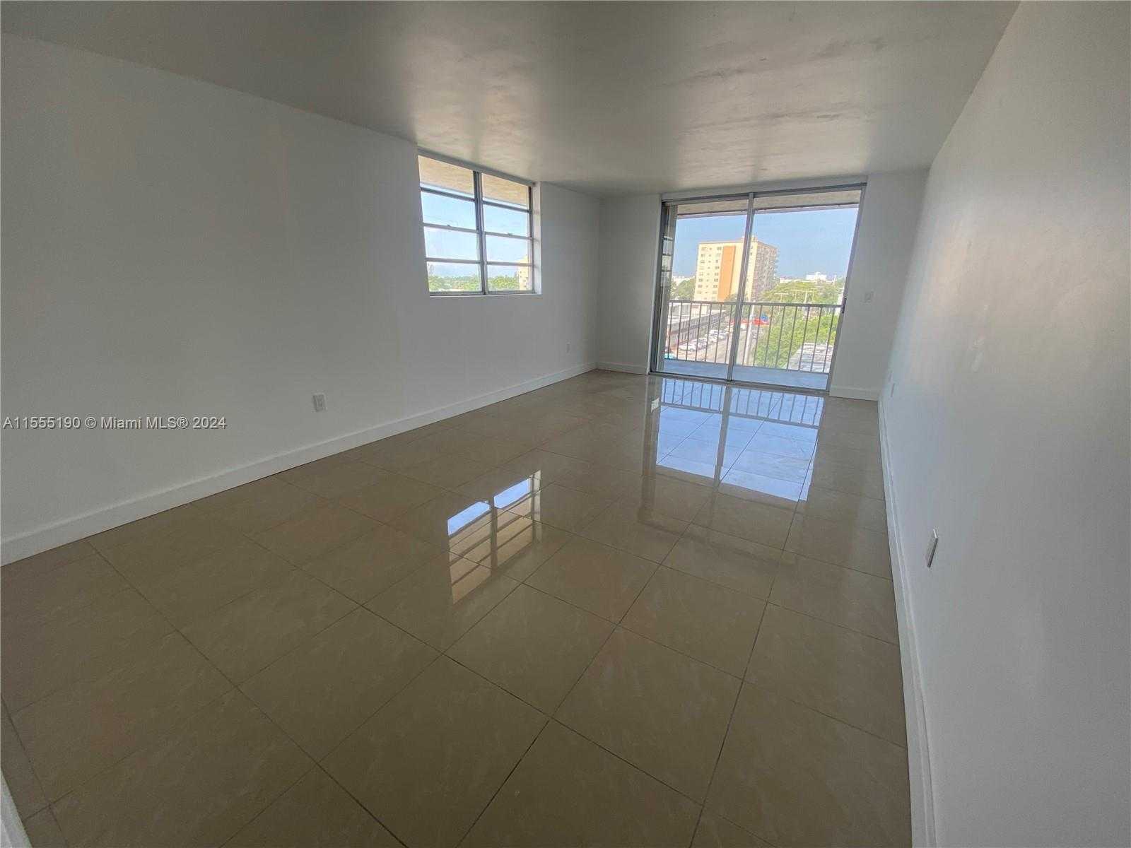 Small Image of 12590 NORTH EAST 16TH AVE #603, North Miami Number 2
