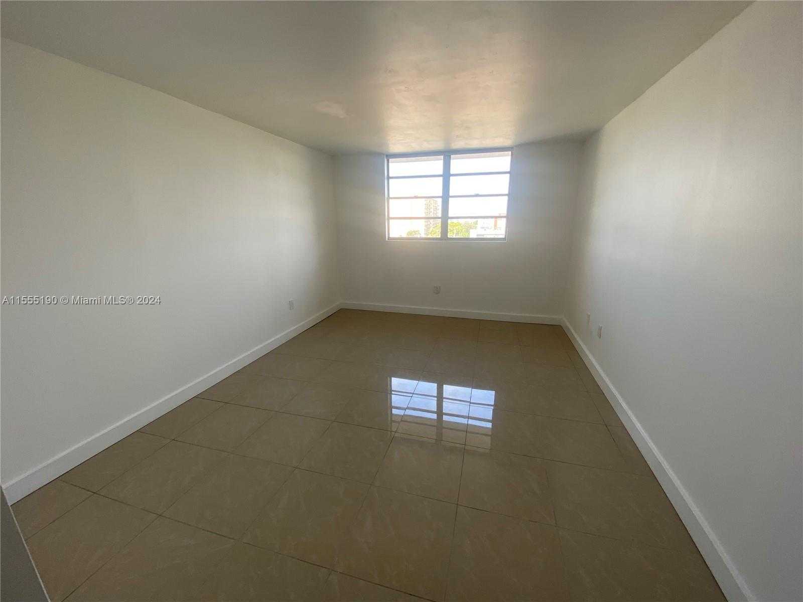 Small Image of 12590 NORTH EAST 16TH AVE #603, North Miami Number 6