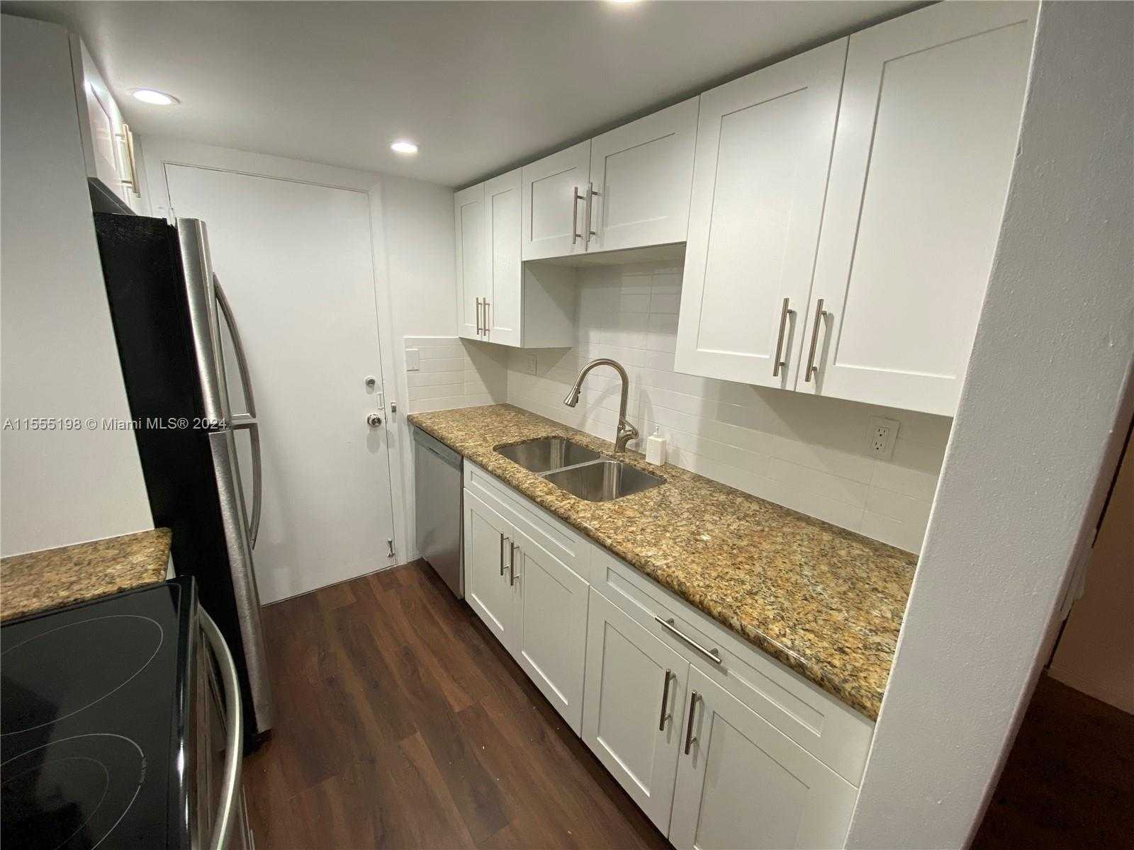 Small Image of 12590 NORTH EAST 16TH AVE #602, North Miami Number 4