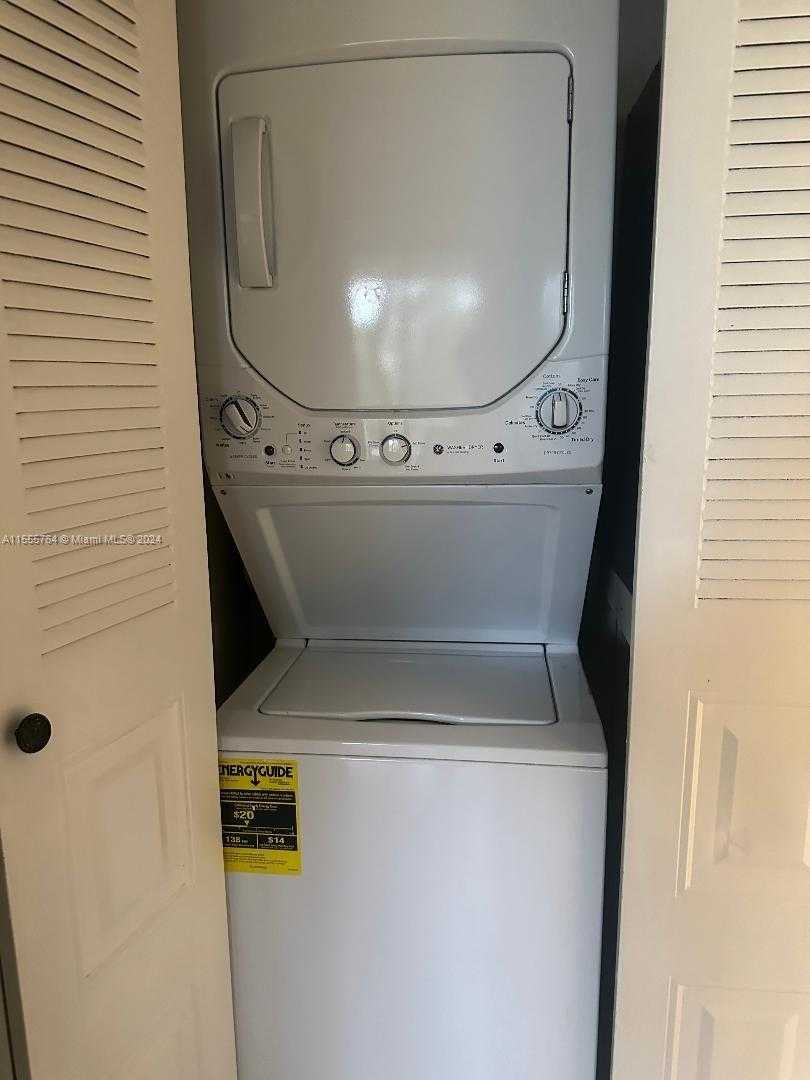 Small Image of 8592 WEST SUNRISE BLVD #214, Plantation Number 5