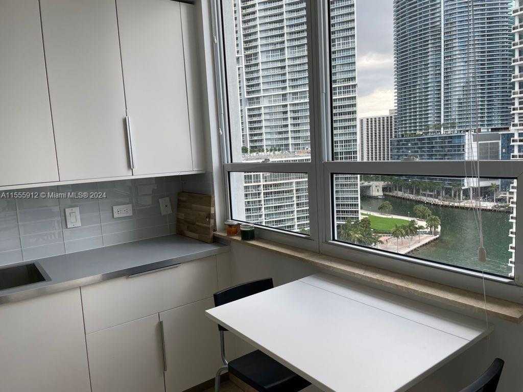 Small Image of 801 BRICKELL KEY BLVD #1610, Miami Number 16
