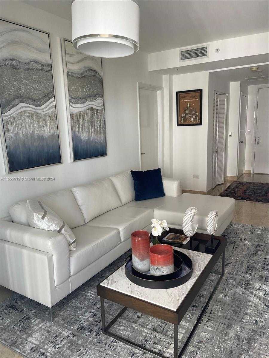 Small Image of 801 BRICKELL KEY BLVD #1610, Miami Number 6