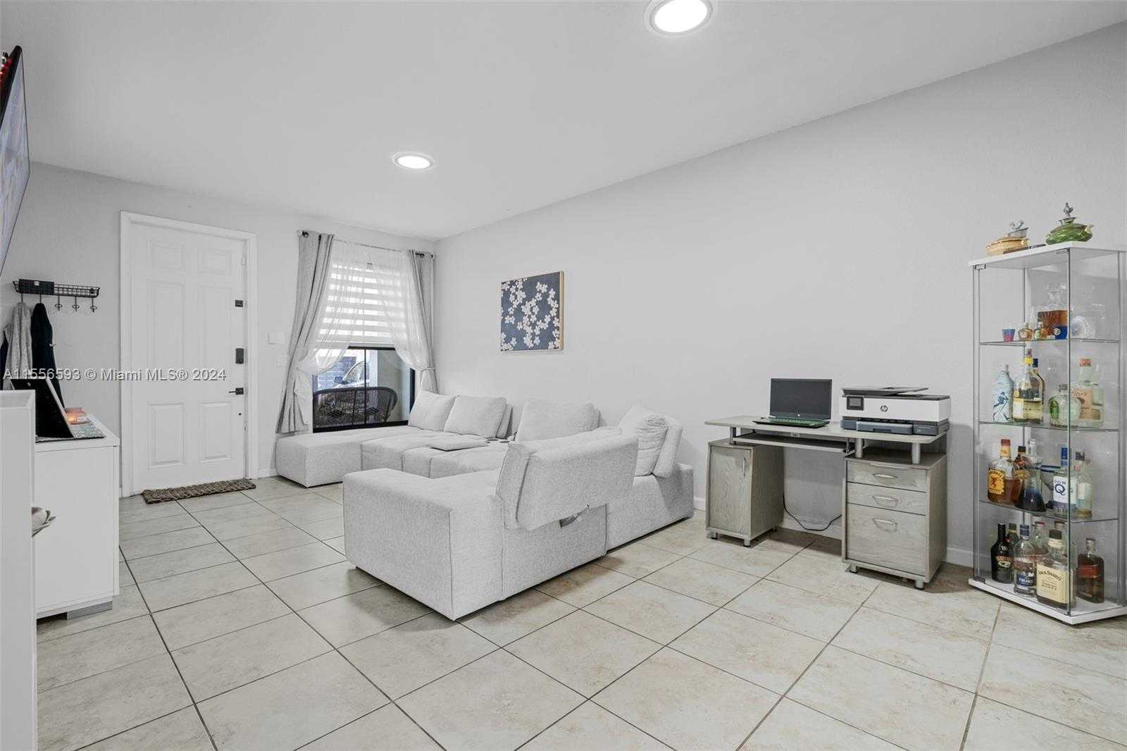 Small Image of 23872 SOUTH WEST 117TH PL #23872, Homestead Number 5