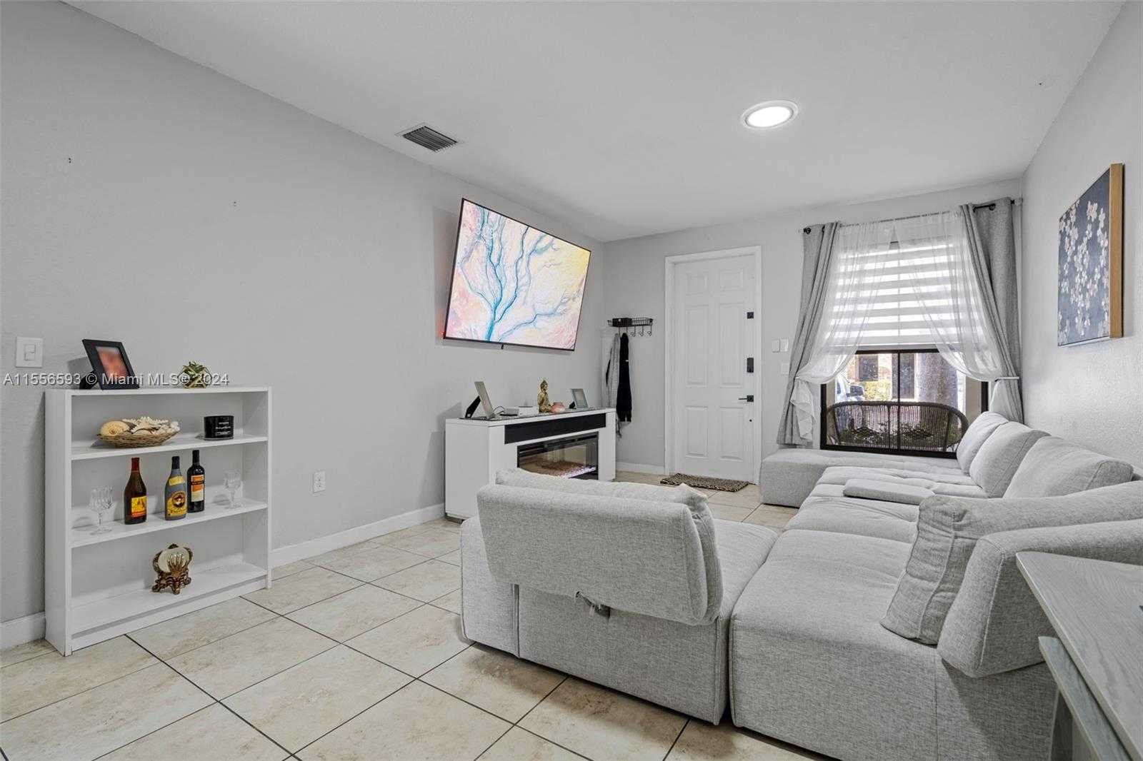 Small Image of 23872 SOUTH WEST 117TH PL #23872, Homestead Number 6