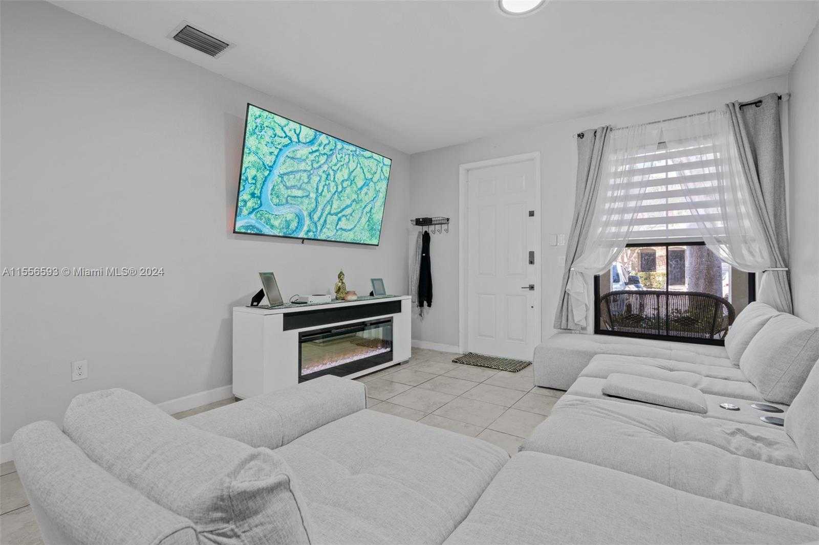 Small Image of 23872 SOUTH WEST 117TH PL #23872, Homestead Number 7