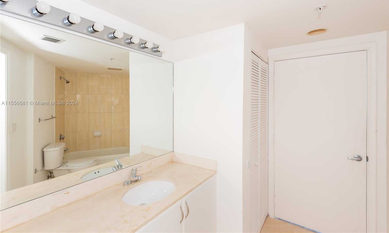 Small Image of 1750 NORTH BAYSHORE DR #2202, Miami Number 21