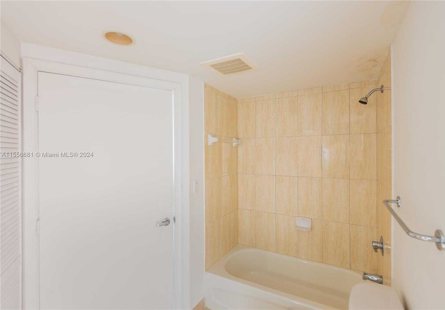 Small Image of 1750 NORTH BAYSHORE DR #2202, Miami Number 22