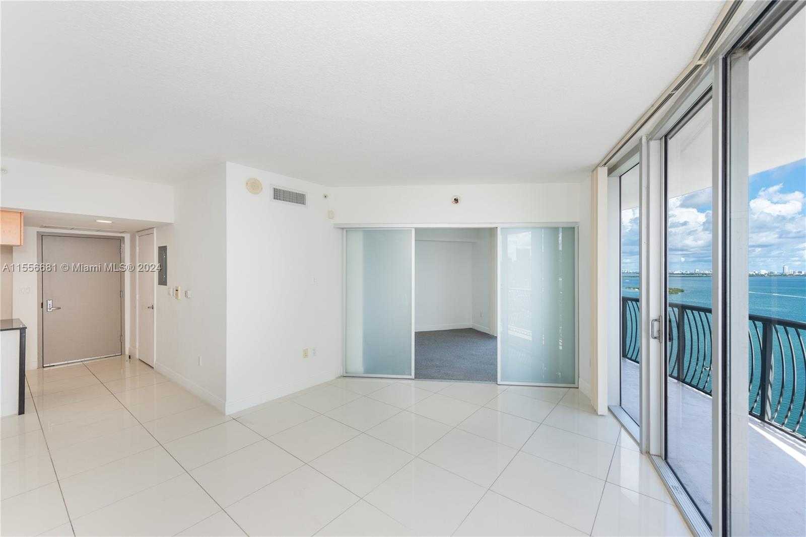 Small Image of 1750 NORTH BAYSHORE DR #2202, Miami Number 4