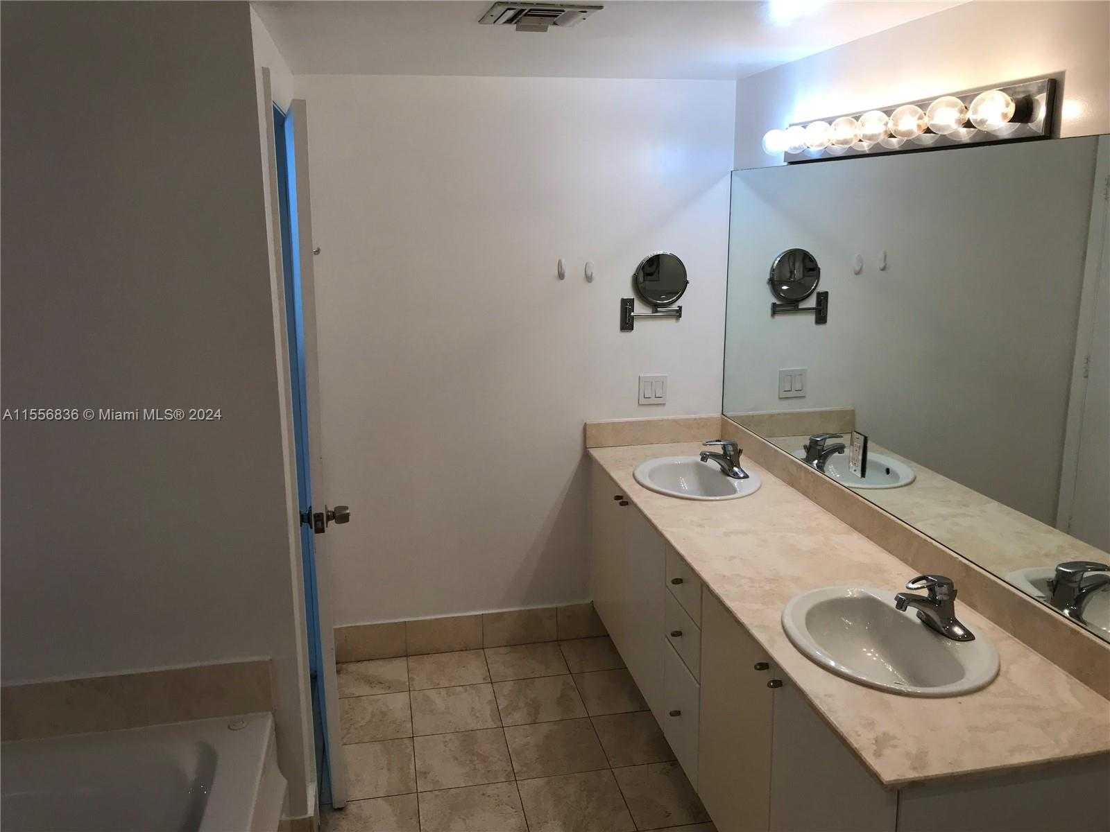 Small Image of 17375 COLLINS AVE #1708, Sunny Isles Beach Number 11