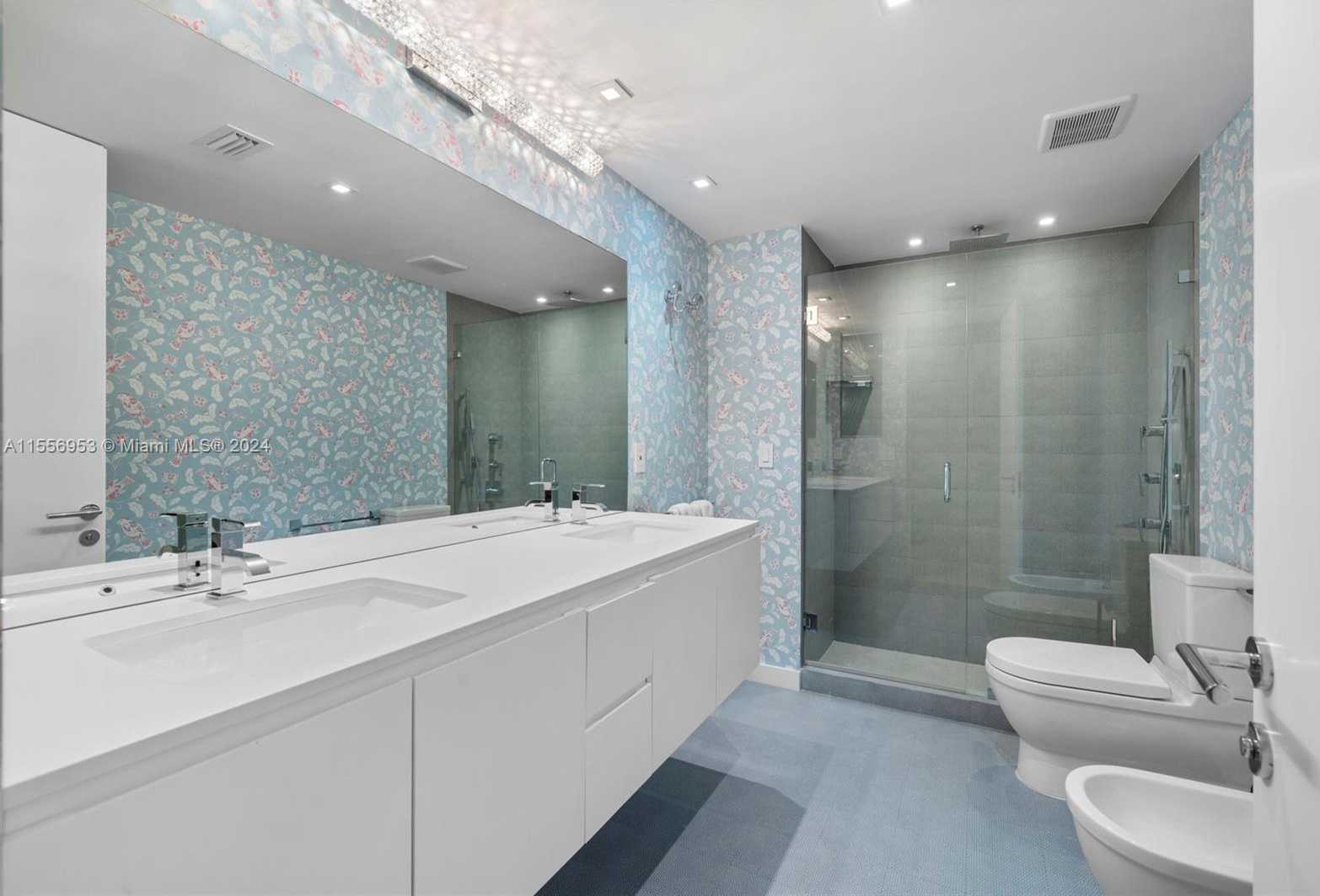 Small Image of 2301 COLLINS AVE #410, Miami Beach Number 17