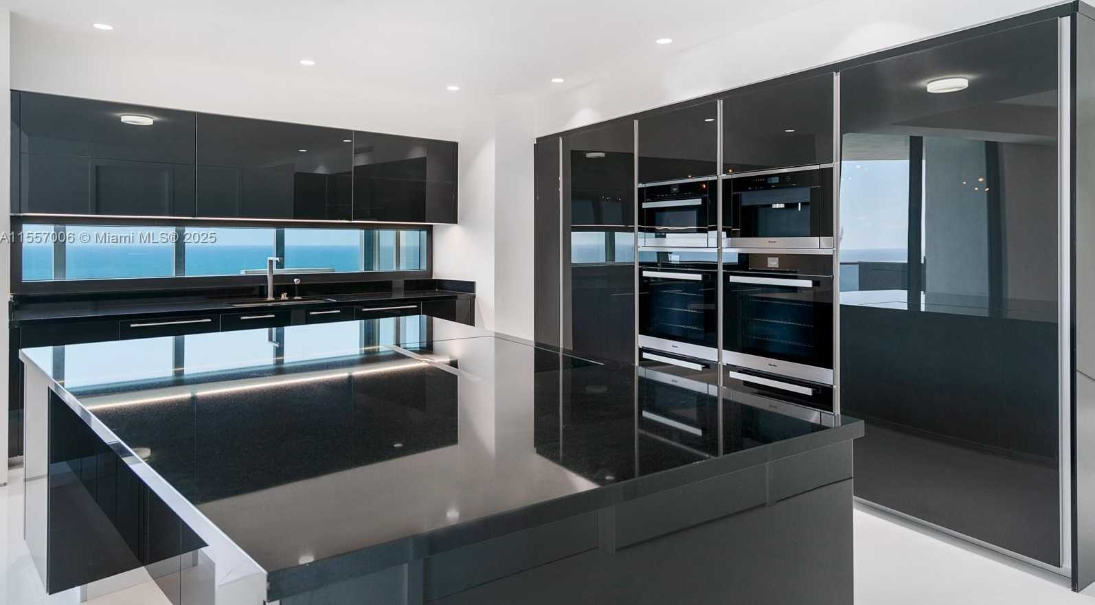 Small Image of 18555 COLLINS AVE #2801, Sunny Isles Beach Number 4