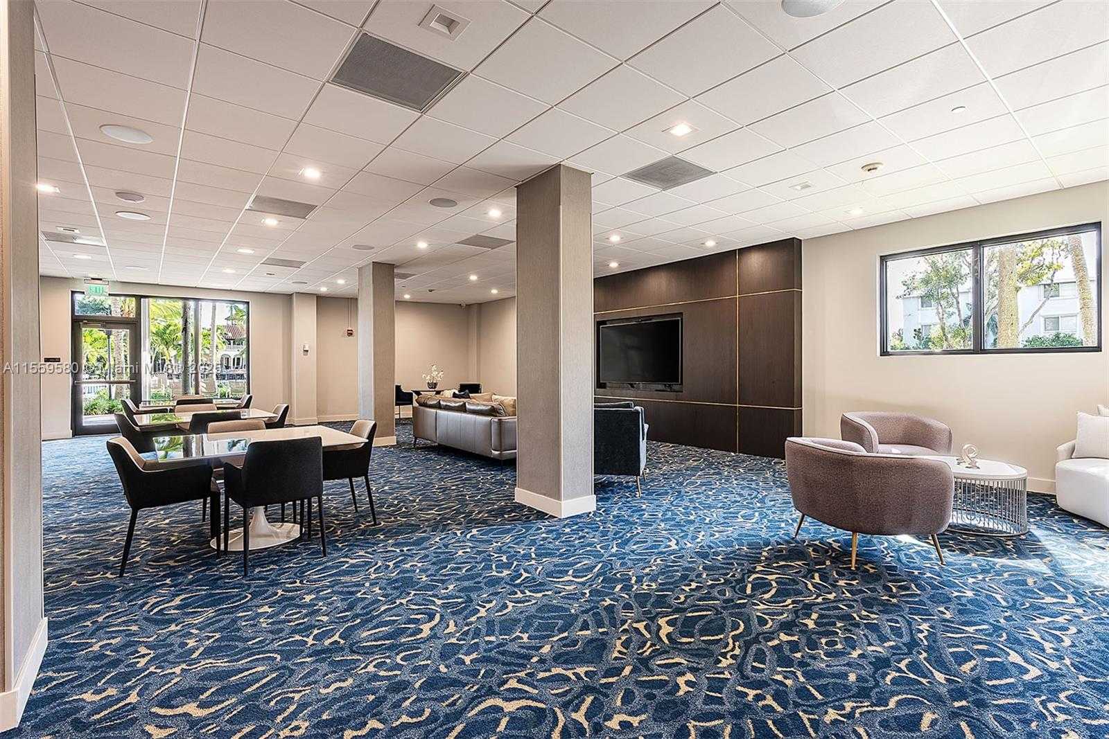 Small Image of 90 EDGEWATER DR #404, Coral Gables Number 10