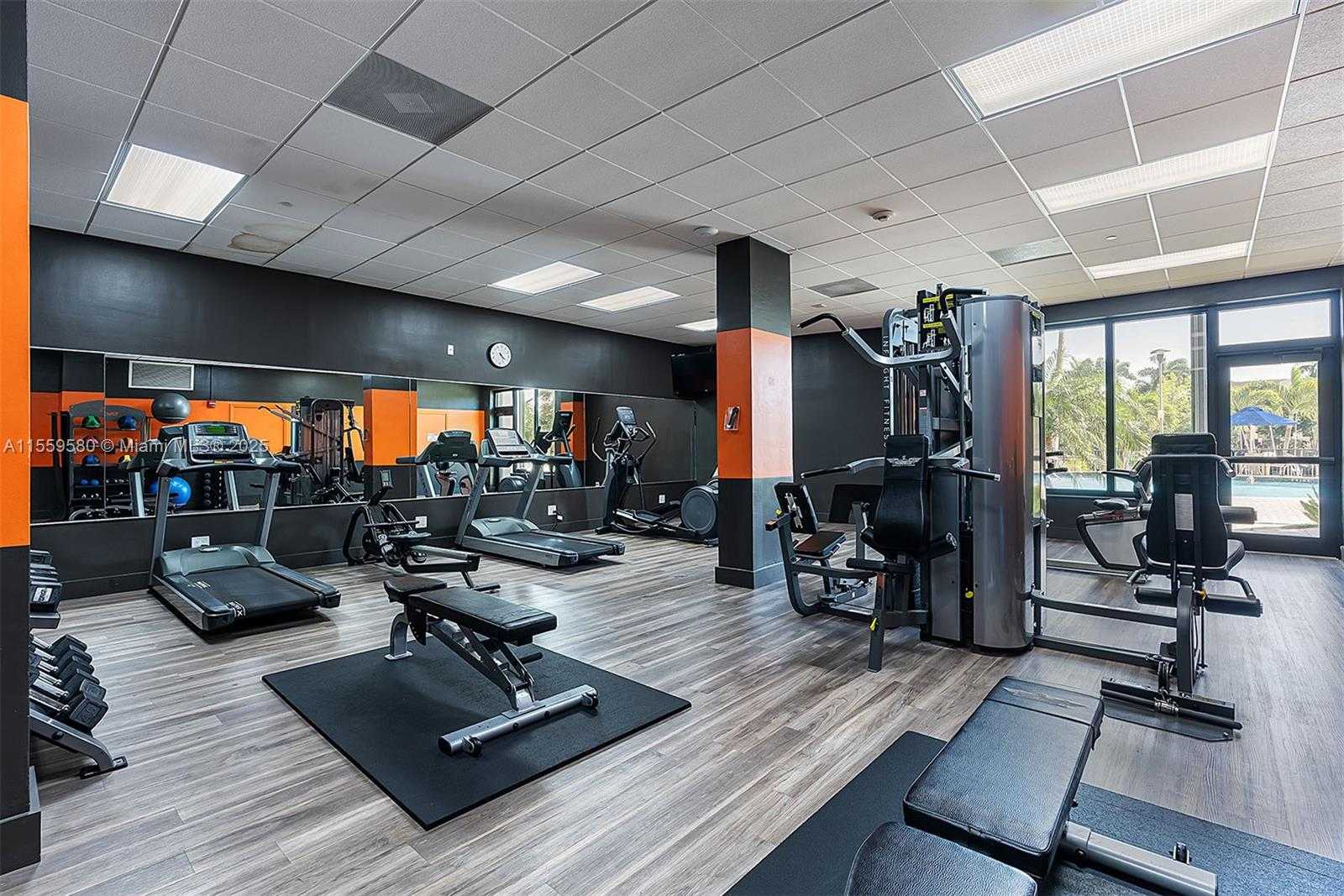 Small Image of 90 EDGEWATER DR #404, Coral Gables Number 11