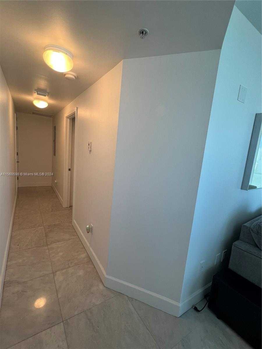 Small Image of 6700 INDIAN CREEK DR #701, Miami Beach Number 17