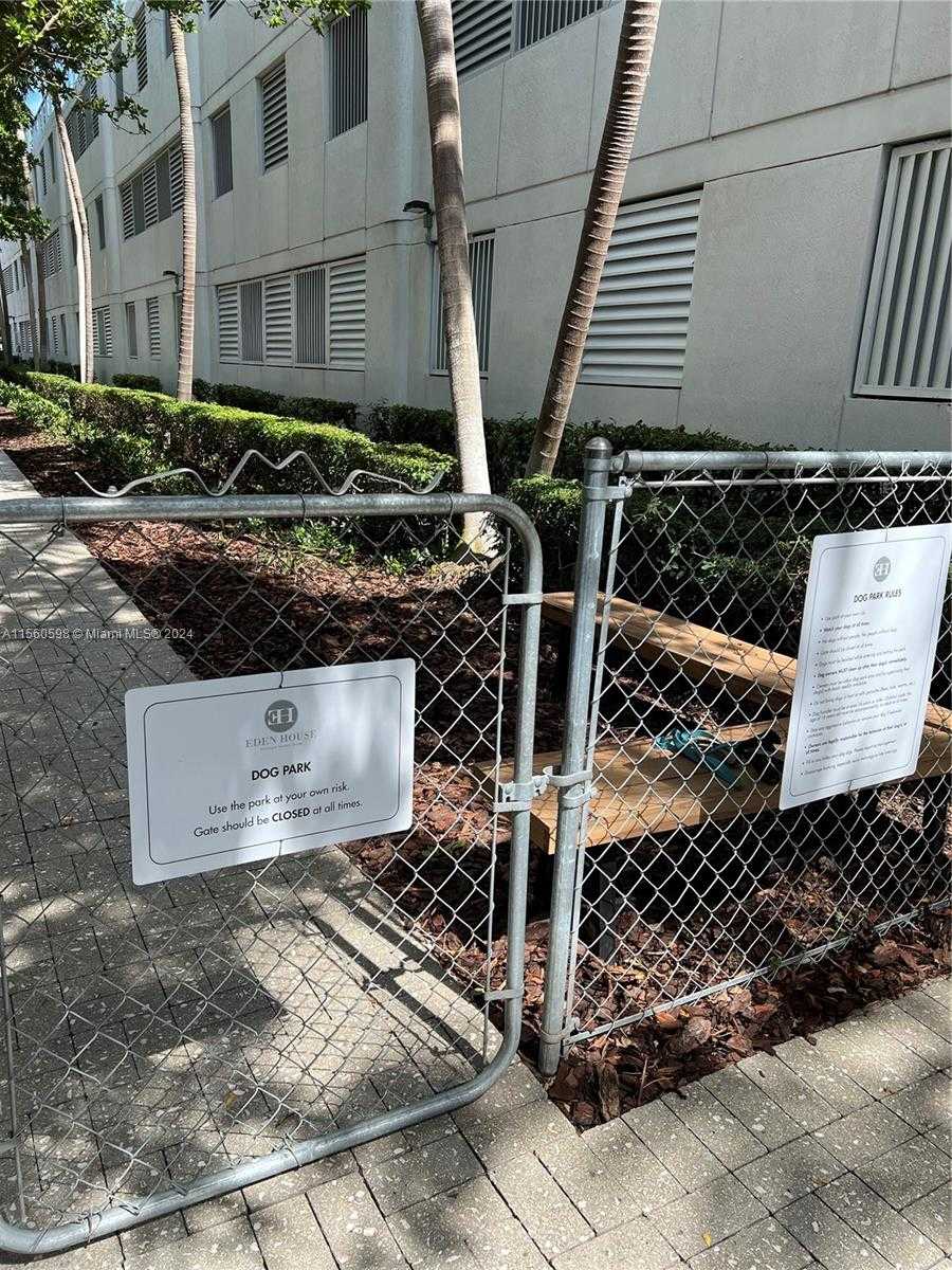 Small Image of 6700 INDIAN CREEK DR #701, Miami Beach Number 35